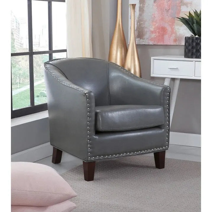 Fauteuil Giles avec clous décoratifs